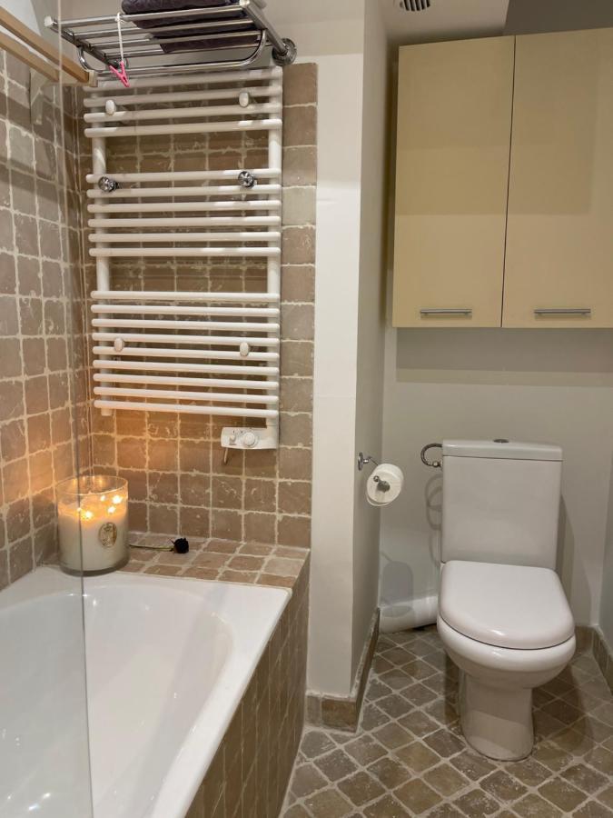 Quartier Montorgueil, Voie Pietonne, Dans Un Immeuble Du Xveme Apartment Paris Ngoại thất bức ảnh